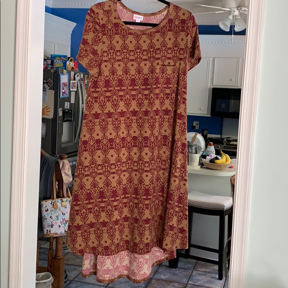 Lularoe Carly (M)